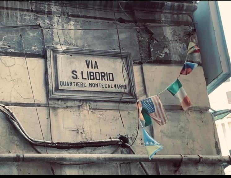 Mini-Flat Toledo Apartment Naples Exterior photo