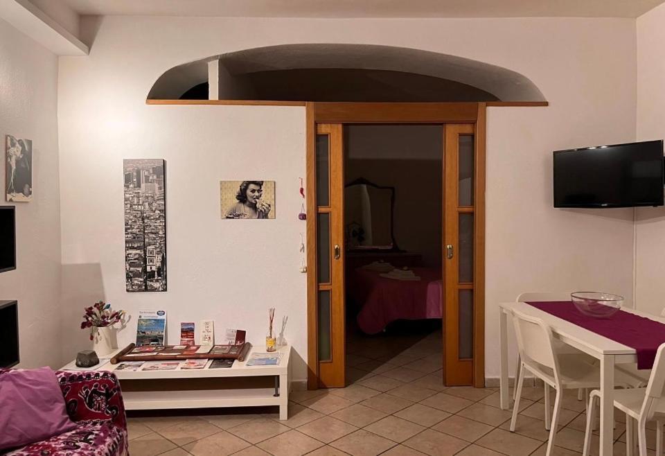 Mini-Flat Toledo Apartment Naples Exterior photo