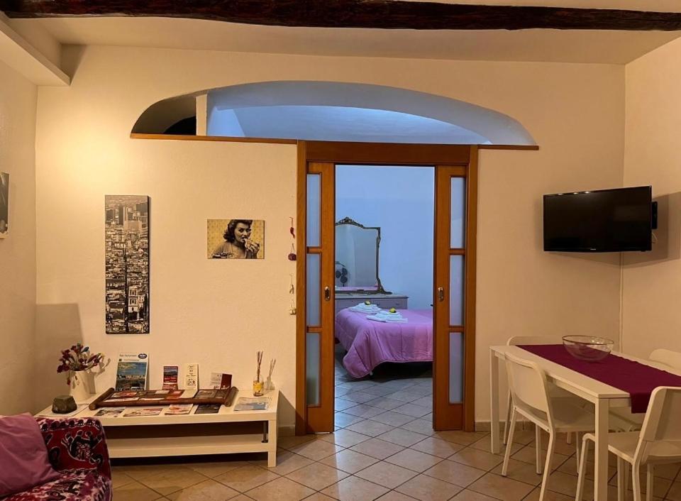 Mini-Flat Toledo Apartment Naples Exterior photo