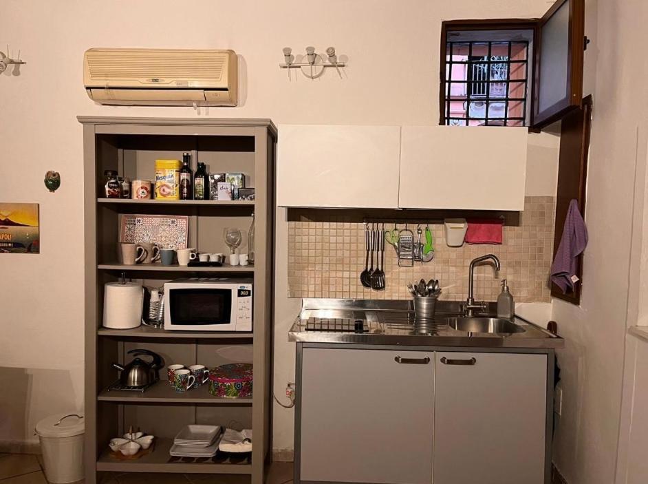 Mini-Flat Toledo Apartment Naples Exterior photo
