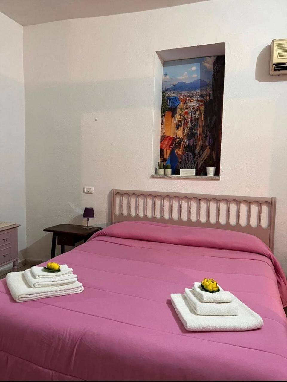 Mini-Flat Toledo Apartment Naples Exterior photo