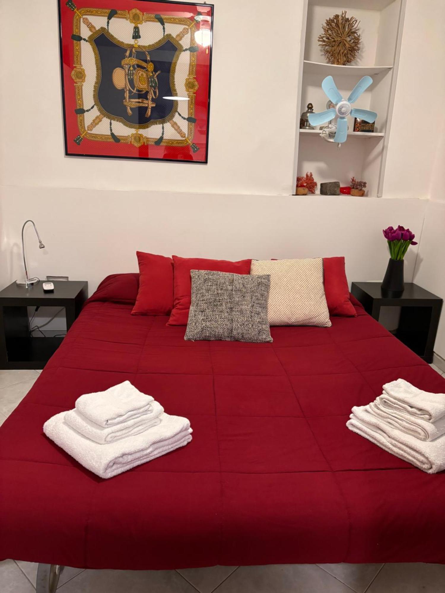 Mini-Flat Toledo Apartment Naples Exterior photo